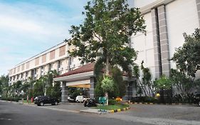 Lorin Dwangsa Solo Hotel